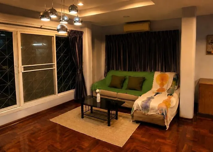 Cozyontop Chatuchak Canal House *