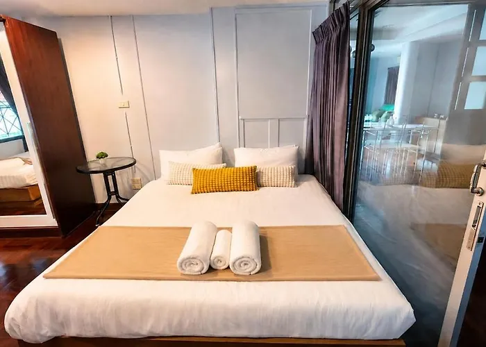 度假居 Cozyontop Chatuchak Canal House 曼谷
