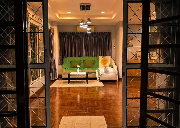 Cozyontop Chatuchak Canal House *